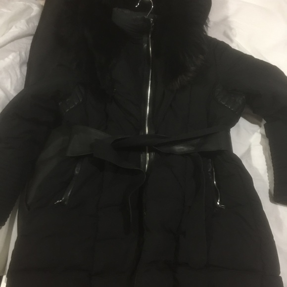 MODA -down puffer coat with fur RUDSAK. - Picture 11 of 12